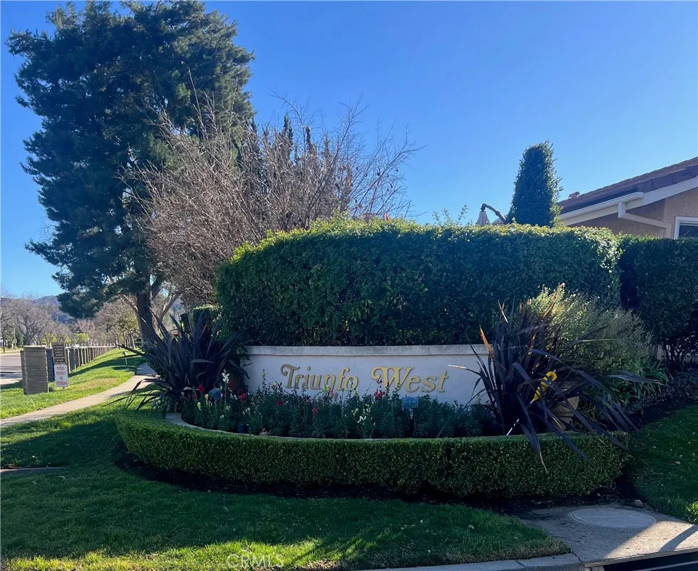 2236 Crespi Lane