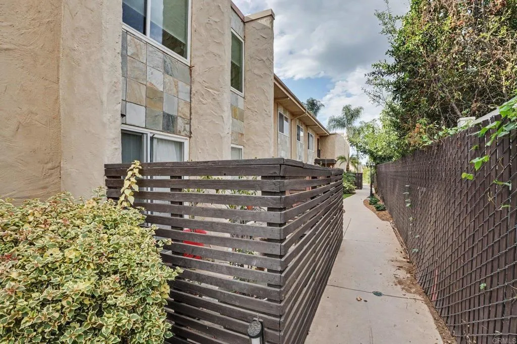 https://cdn.realtyfeed.com/cdn/127/307075246/651600a5c48dc0ecf8a35684f40c2f4e.webp