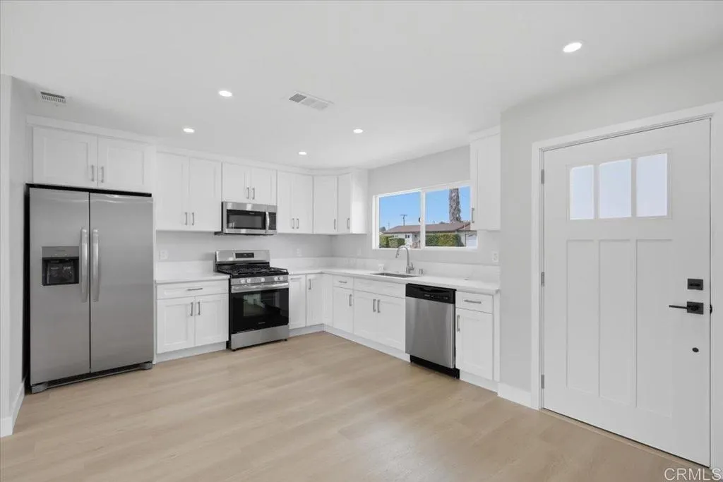 14547 Kittery Street Street, Poway, CA 92064 - Photo 3 of 13, Poway, CA