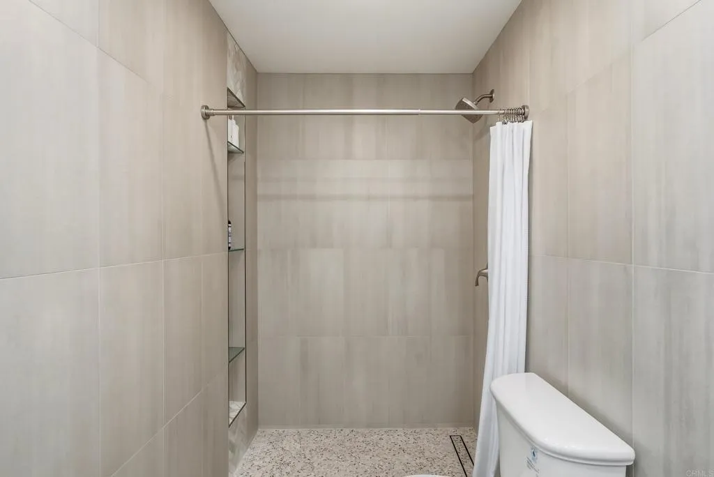 https://cdn.realtyfeed.com/cdn/127/307075279/4d274630530939dcbb4dd960150799b0.webp