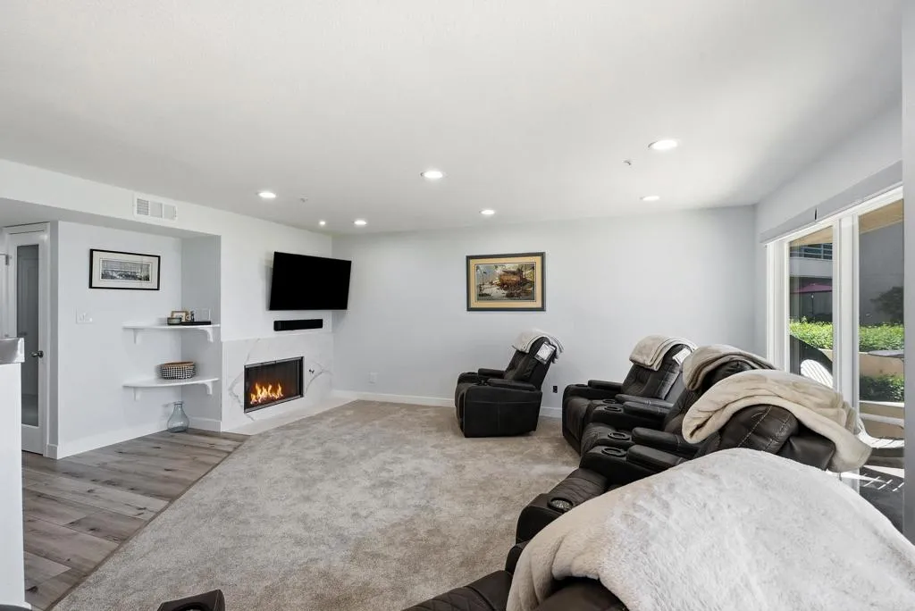 https://cdn.realtyfeed.com/cdn/127/307075279/e57503c9161dedea31215bb47397fc44.webp