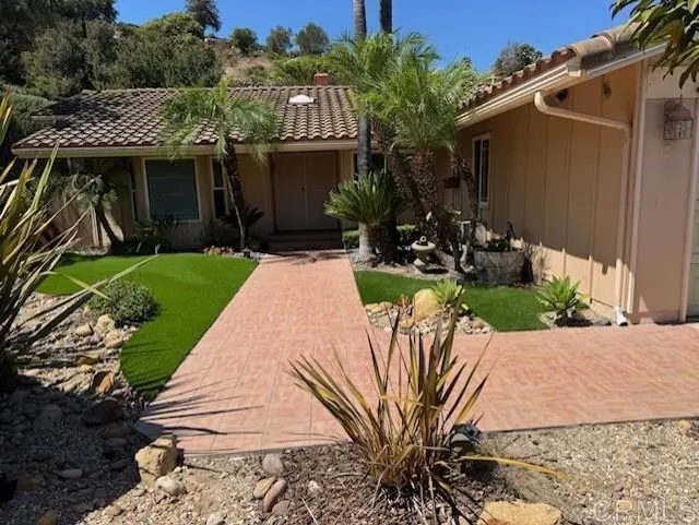 454 Goulburn Ct, El Cajon CA 92020