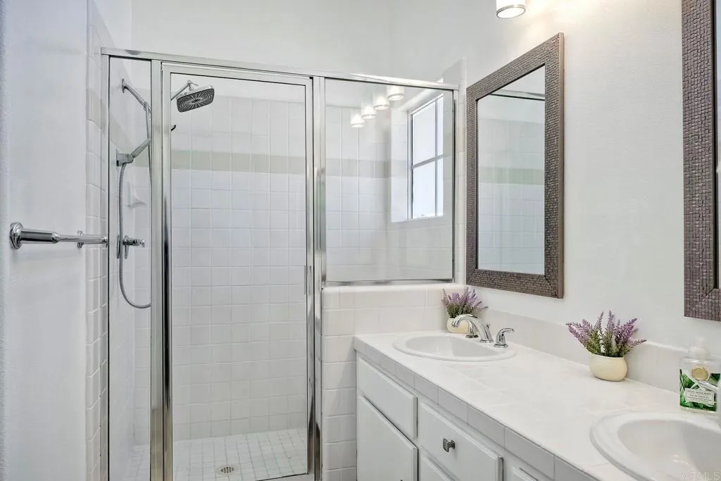 https://cdn.realtyfeed.com/cdn/127/307075327/5d21dd982ef6a14a2931ca9486dfdda0.webp