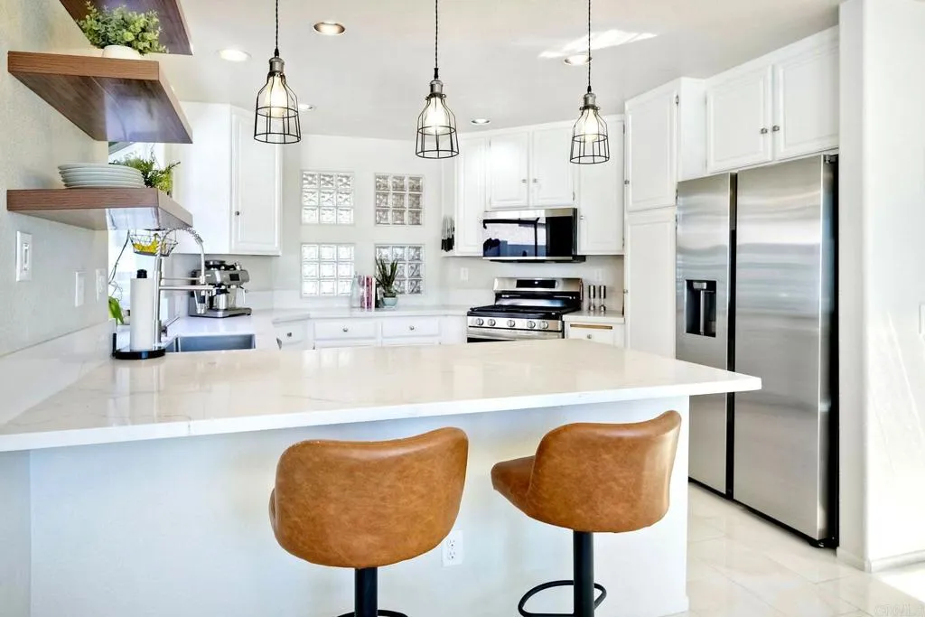 https://cdn.realtyfeed.com/cdn/127/307075327/9cfe54c382c50fe3182fbfc69a704d06.webp