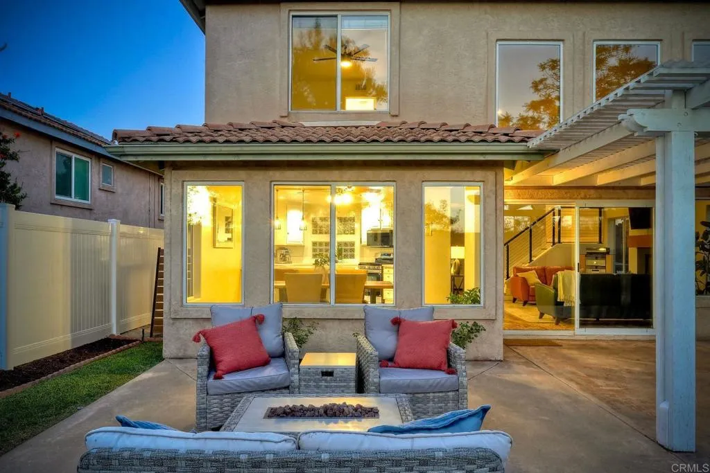 https://cdn.realtyfeed.com/cdn/127/307075327/bf10cb38ad0b744521d36baee526caaa.webp
