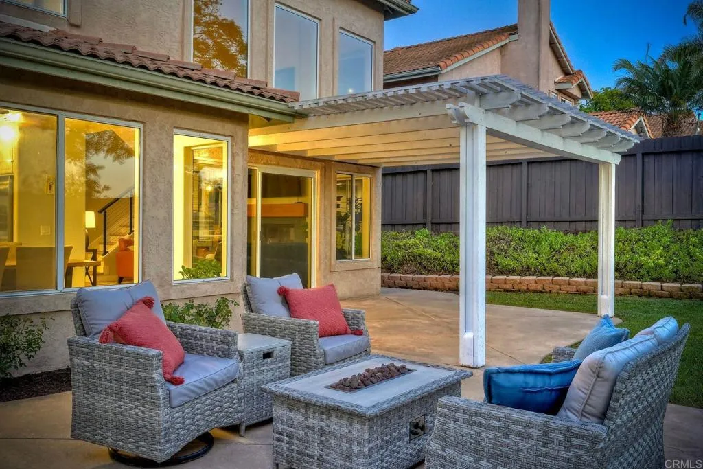 https://cdn.realtyfeed.com/cdn/127/307075327/bfc6f64cb1df5a1b59bc4d878fa0f20c.webp