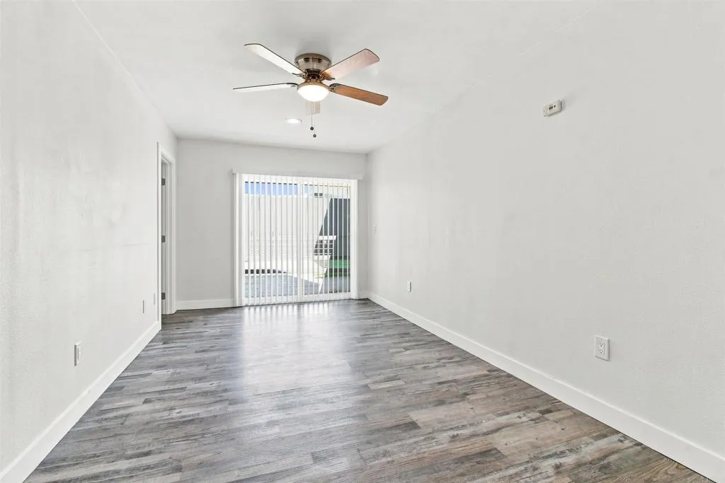 2027 E Avenue Unit Unit B, National City, CA 91950 - Photo 4 of 19, National City, CA