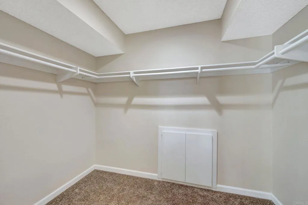 https://cdn.realtyfeed.com/cdn/127/307075345/0b9543b4881beab7210c6b2c09d87105.webp