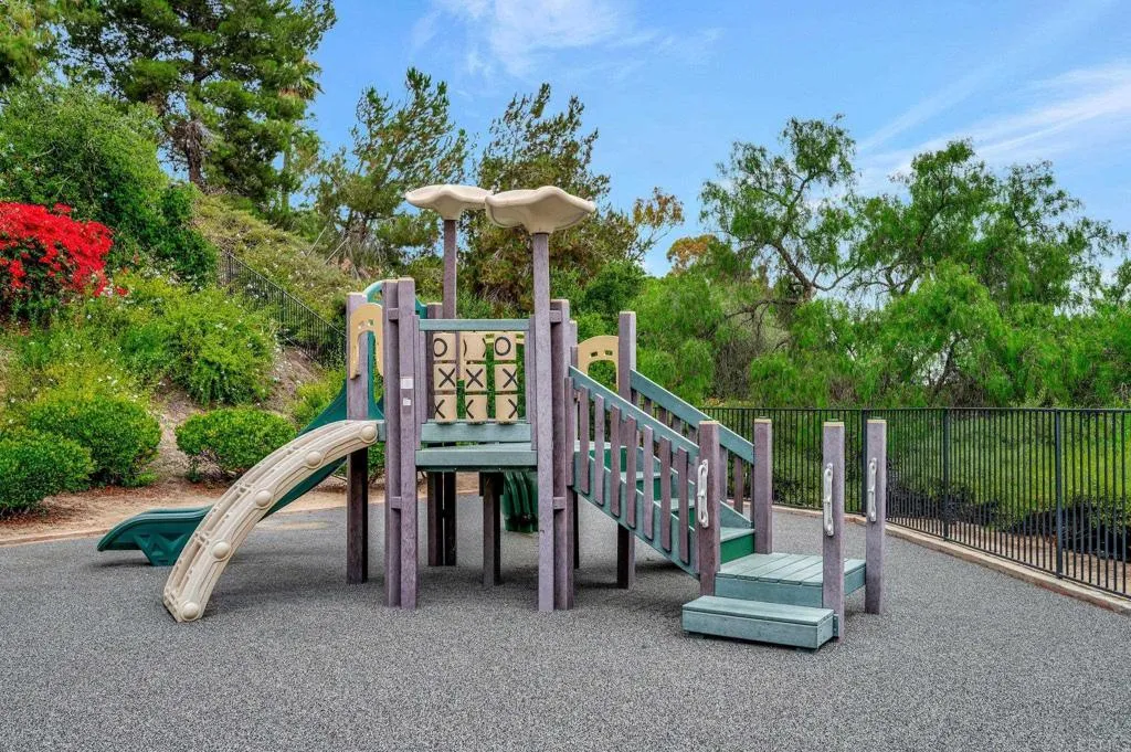 https://cdn.realtyfeed.com/cdn/127/307075345/1f5c22d520124f48d27f3d3385cb61fb.webp