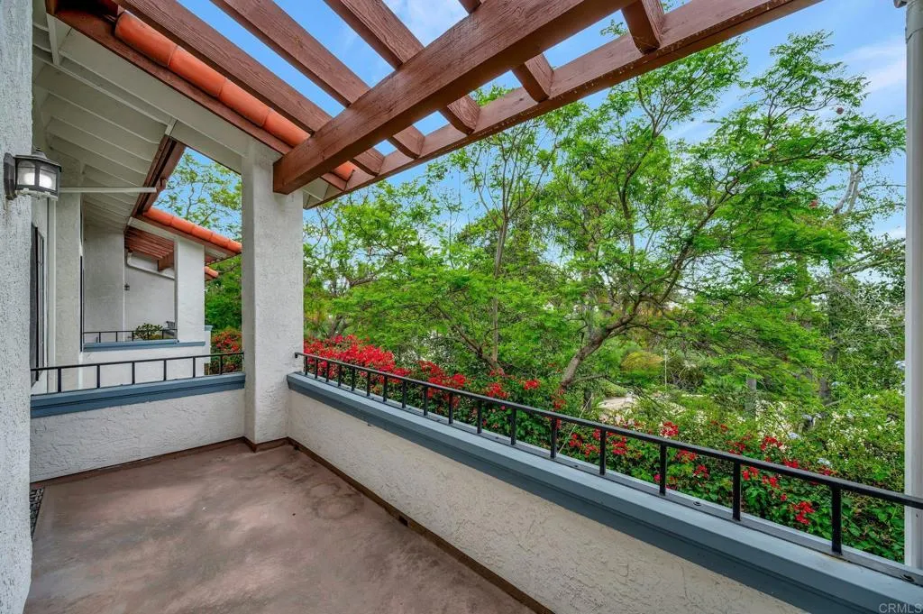 https://cdn.realtyfeed.com/cdn/127/307075345/5b6312686d9ac614d31c75172428411b.webp