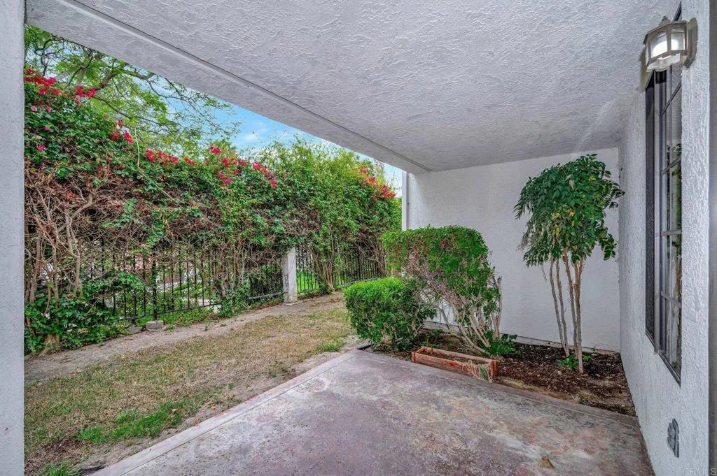 https://cdn.realtyfeed.com/cdn/127/307075345/eae3d17df0b4d3bf5444e99d610085d3.webp