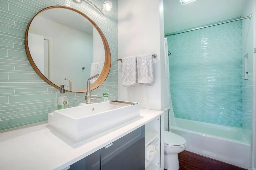 https://cdn.realtyfeed.com/cdn/127/307075353/0253c72053c53b0e28f772dd57281ca9.webp