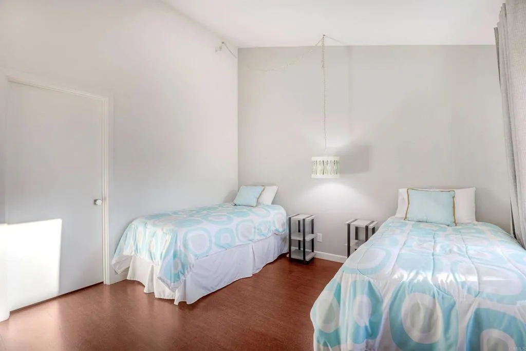 https://cdn.realtyfeed.com/cdn/127/307075353/18d36e2dcbe7df6412b01fc3a86fd6ff.webp