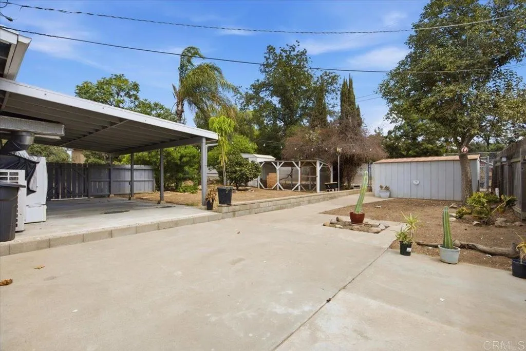 https://cdn.realtyfeed.com/cdn/127/307075442/95c1d1c68bb1bb557cb64f271c9215ec.webp