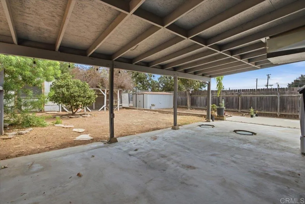 https://cdn.realtyfeed.com/cdn/127/307075442/dfb100d4d21a97cb87972eea7d25e157.webp