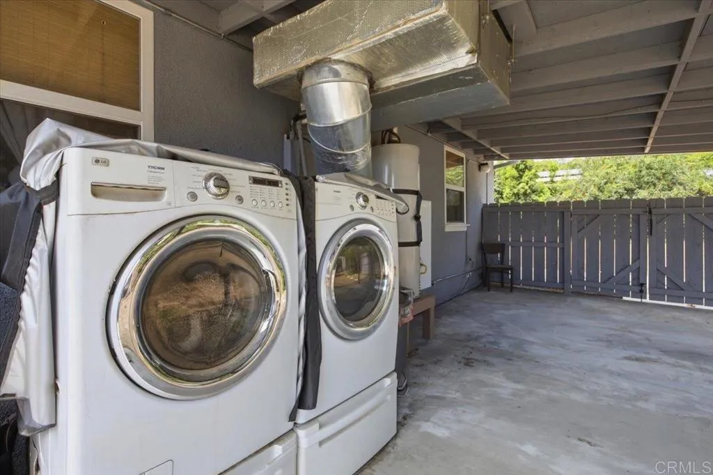 https://cdn.realtyfeed.com/cdn/127/307075442/f5efc333bcb1cdc4ae3dfc90933b595f.webp