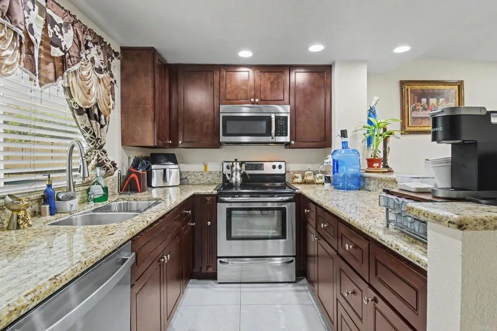 1508 Gustavo Street Unit B, El Cajon, CA 92019 - Photo 5 of 12, El Cajon, CA