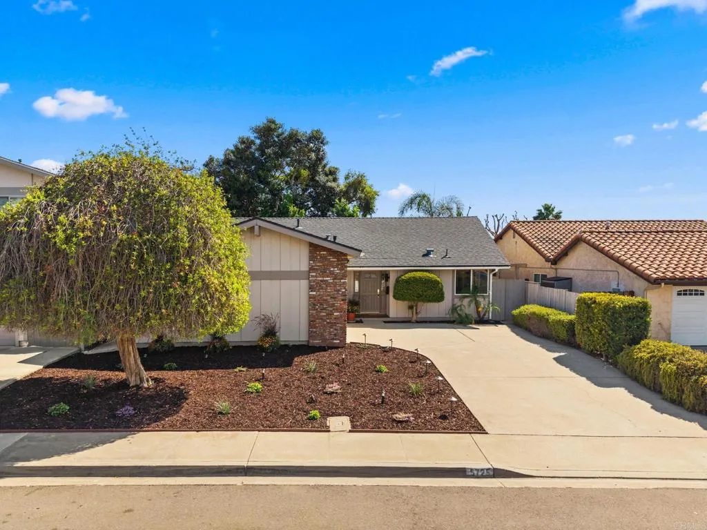 https://cdn.realtyfeed.com/cdn/127/307075491/3d393ed3f88d02469e14f18ede55473d.webp