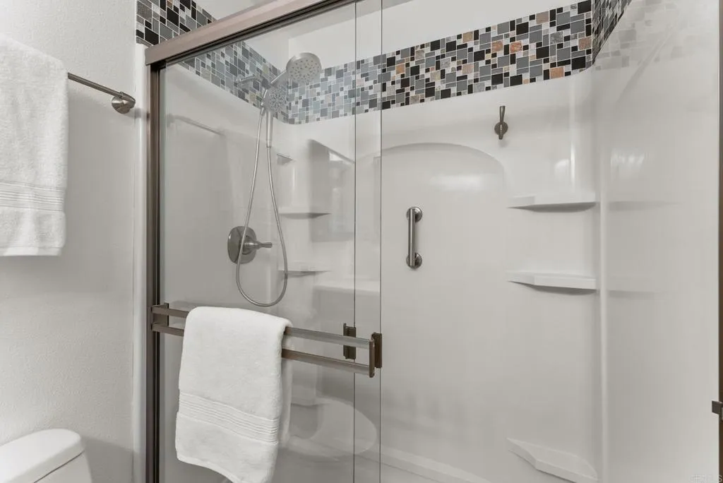 https://cdn.realtyfeed.com/cdn/127/307075491/41c024ce2a087d2244553fa64d993dca.webp