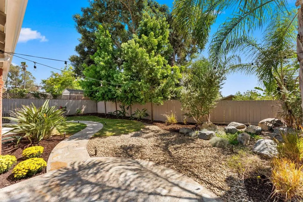 https://cdn.realtyfeed.com/cdn/127/307075491/7d3ff256035caa1968e1a9fcaf29c23f.webp