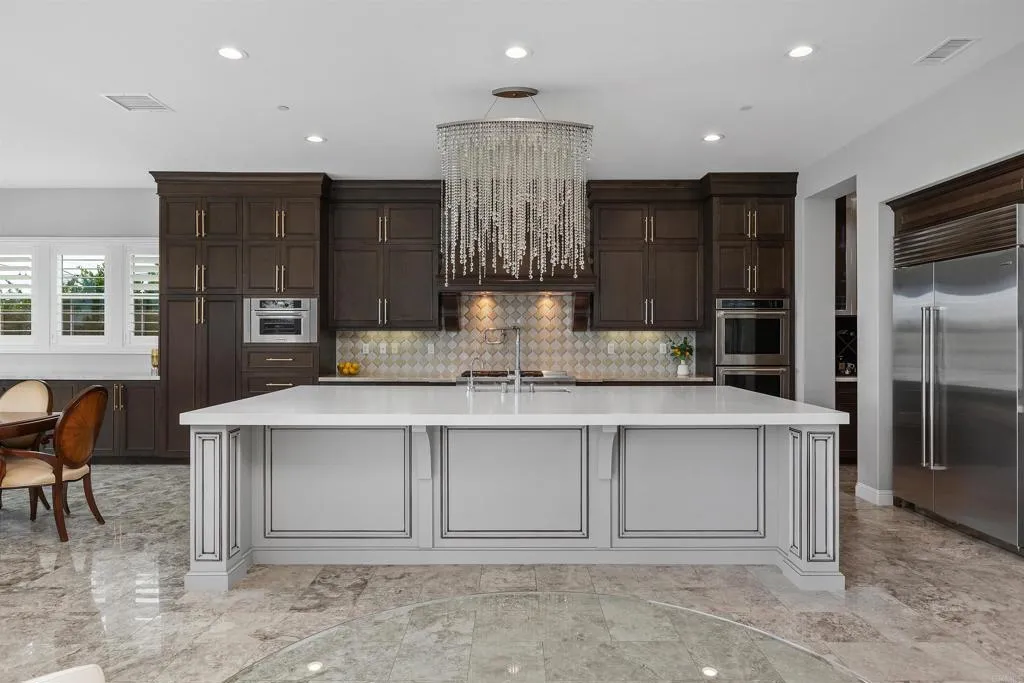 https://cdn.realtyfeed.com/cdn/127/307075513/16e8440d7111dbb772140f37378d6f3d.webp