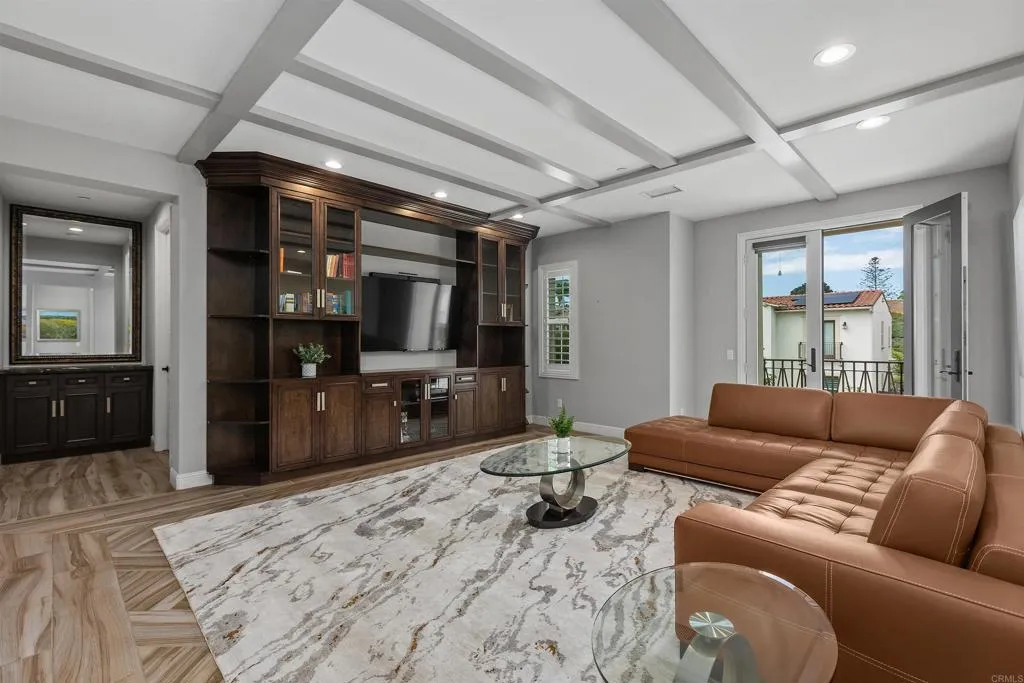 https://cdn.realtyfeed.com/cdn/127/307075513/56c327477d4d5d662c281d120bfb78ad.webp