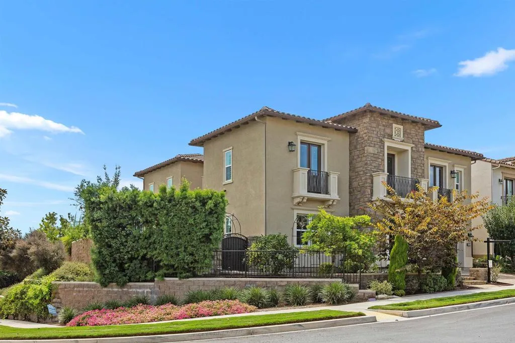 https://cdn.realtyfeed.com/cdn/127/307075513/5dd8b997fb339786d87e4ba1d1fadd35.webp