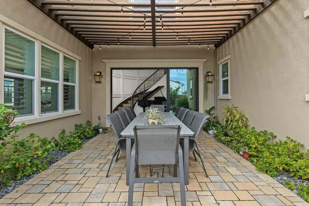 https://cdn.realtyfeed.com/cdn/127/307075513/ce6ed74732f717521a30167d6e143e85.webp