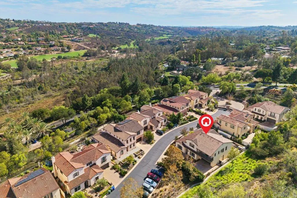 https://cdn.realtyfeed.com/cdn/127/307075603/328c13a026092509089bbcf3aea1f507.webp