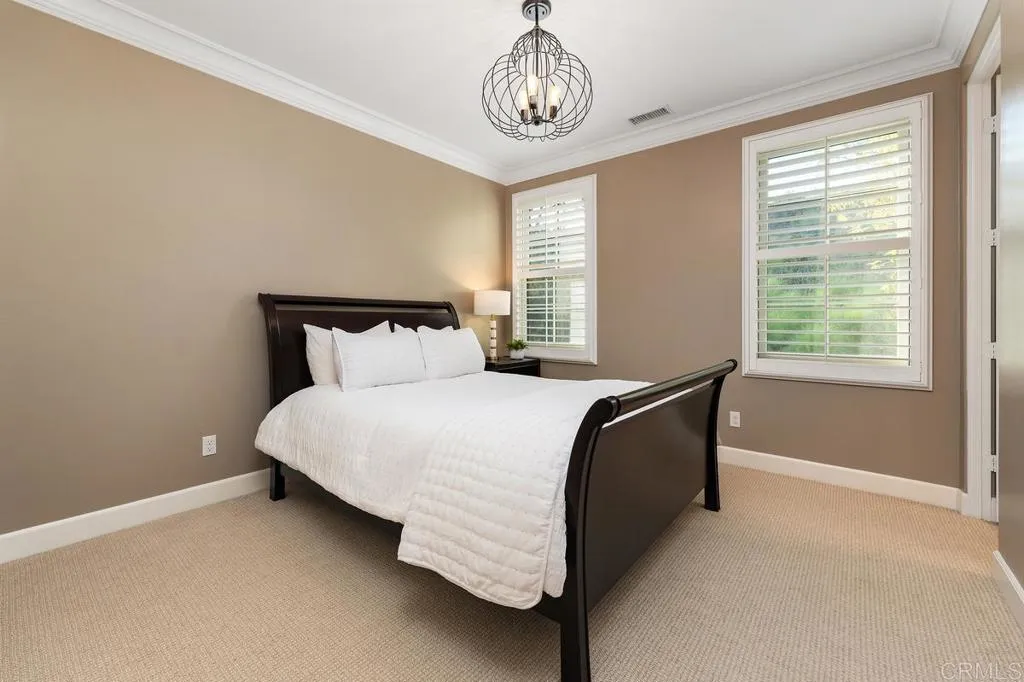 https://cdn.realtyfeed.com/cdn/127/307075603/5d30e704f34eeee41657d2b8100813a3.webp