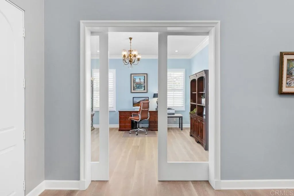 https://cdn.realtyfeed.com/cdn/127/307075603/b3bd994f8a43994f5a416ae24db2e5e1.webp