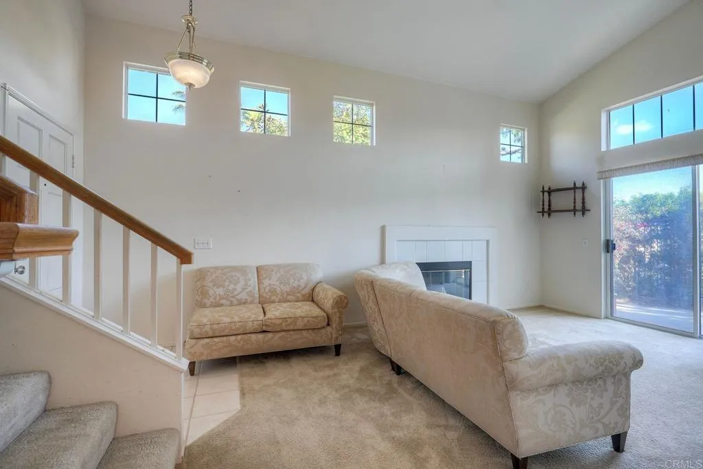 https://cdn.realtyfeed.com/cdn/127/307075606/49d745a9a212db928121552abd3513e8.webp
