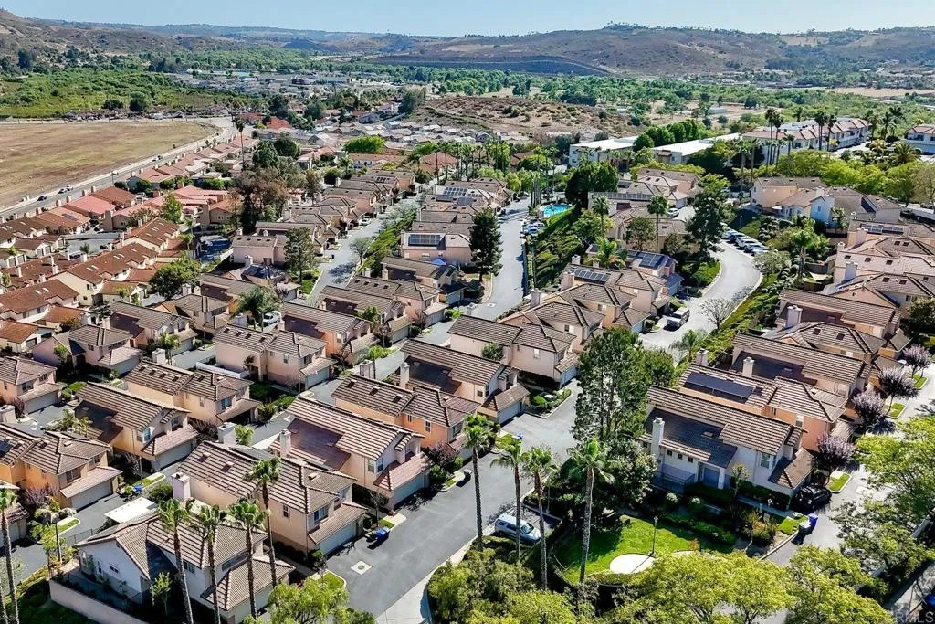 https://cdn.realtyfeed.com/cdn/127/307075606/cd4edbddeccb8e827c732b9e78610d21.webp