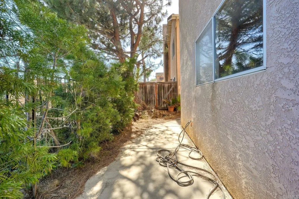 https://cdn.realtyfeed.com/cdn/127/307075606/d5d6fb5a09c66985f77f9e7a0f724ca3.webp