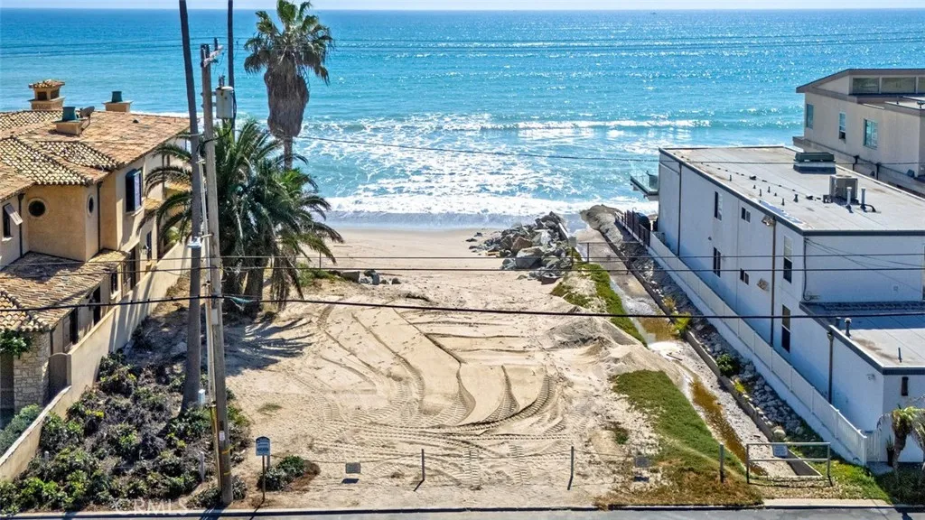 35075 Beach