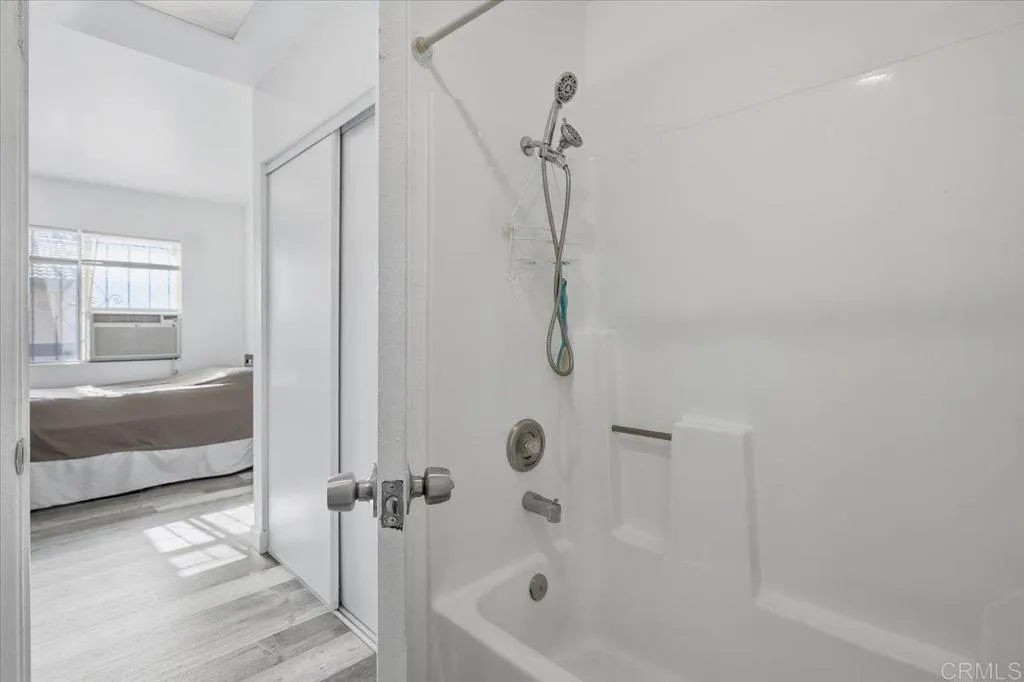875 W San Ysidro Boulevard Unit 14, San Ysidro, CA 92173 - Photo 5 of 18, San Ysidro, CA
