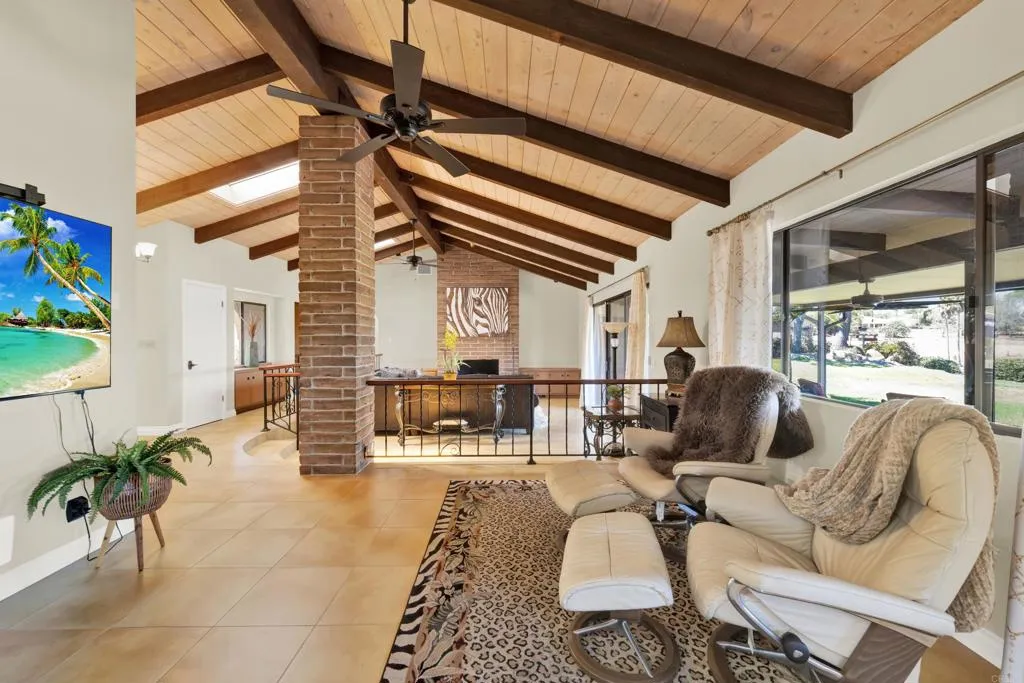 https://cdn.realtyfeed.com/cdn/127/307075731/274074a95f71fa2c6955a8b04e855b18.webp