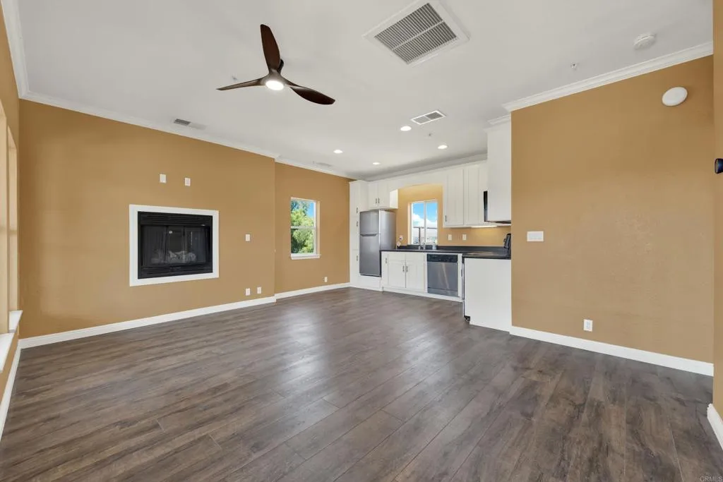 https://cdn.realtyfeed.com/cdn/127/307075731/5b35724564097153b0ebe741f25b428c.webp