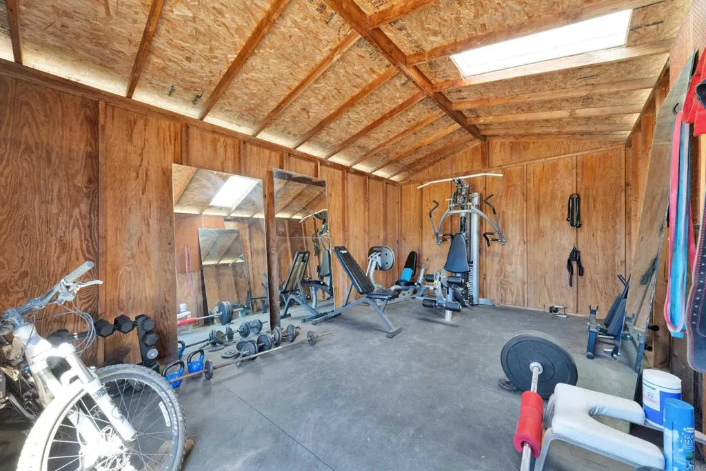 https://cdn.realtyfeed.com/cdn/127/307075731/ebf57db75f0965879ad84ef343673370.webp