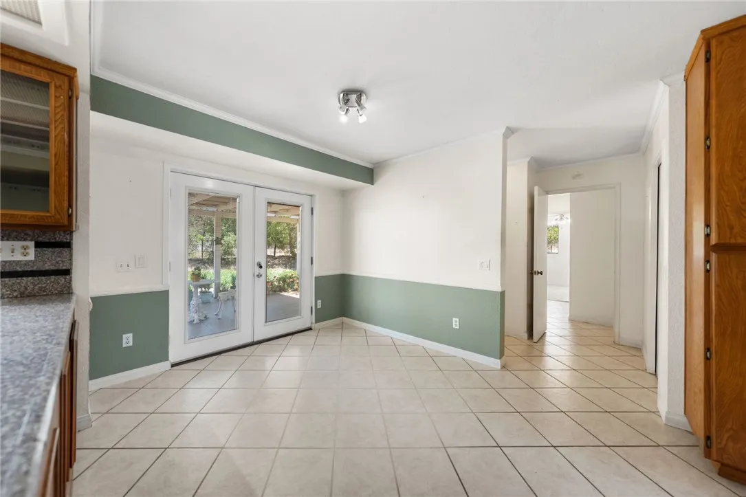 https://cdn.realtyfeed.com/cdn/127/307075797/29403550592626f0957d26a3732f948b.webp