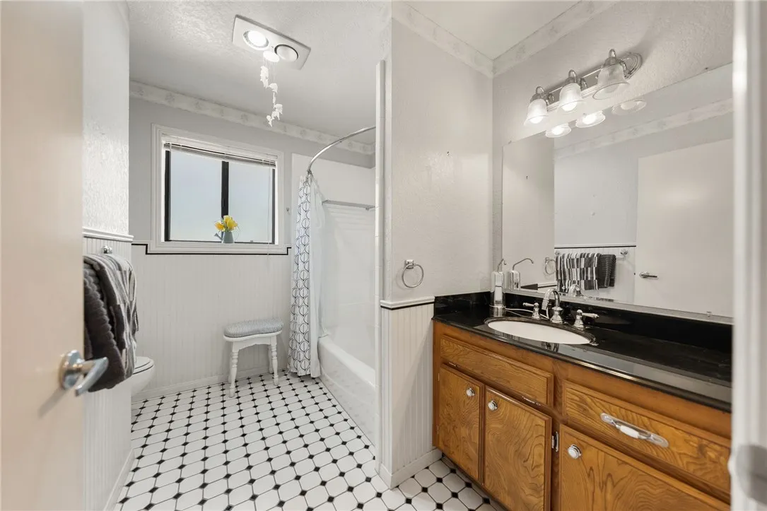https://cdn.realtyfeed.com/cdn/127/307075797/70e178e9aec1797007244f6ef87ab8ad.webp