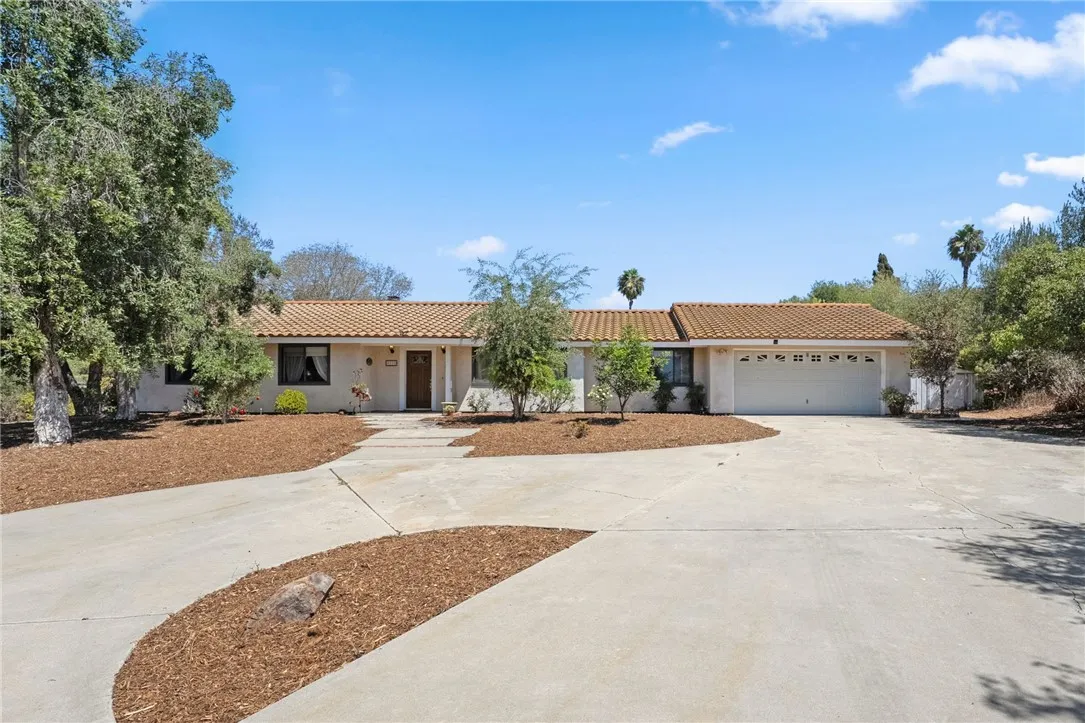 https://cdn.realtyfeed.com/cdn/127/307075797/898ff2fdc8034b6fc673d5a5ae06ee7e.webp