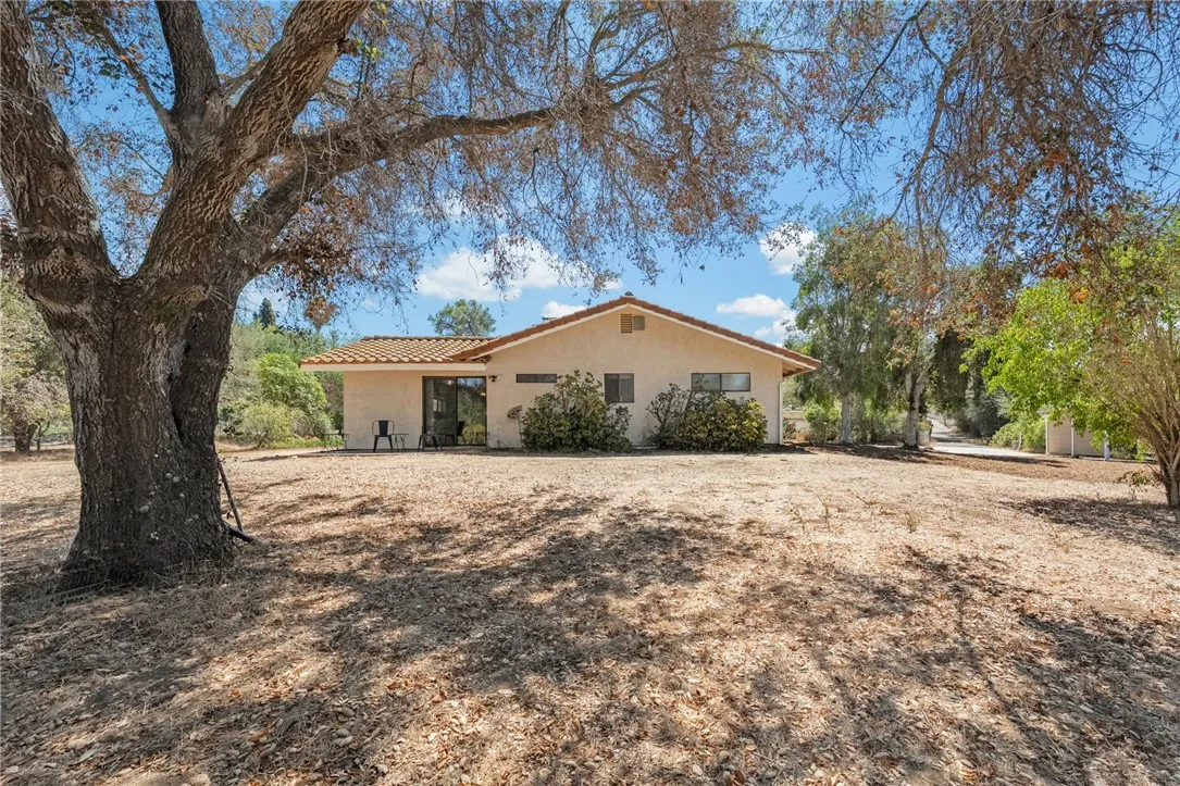 https://cdn.realtyfeed.com/cdn/127/307075797/a2630b21aa371fe101357e2ca69283e0.webp
