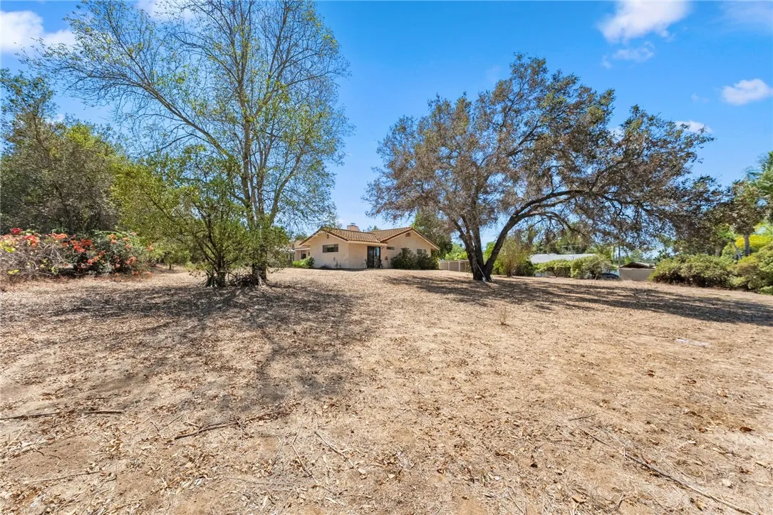 https://cdn.realtyfeed.com/cdn/127/307075797/cd5b2d28047981d067cb7e2d0119a217.webp