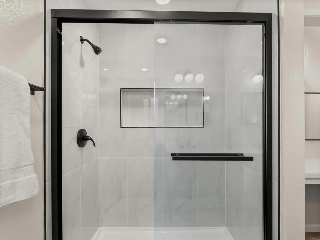https://cdn.realtyfeed.com/cdn/127/307075800/afa52d71318f1a30af124a991faf5106.webp