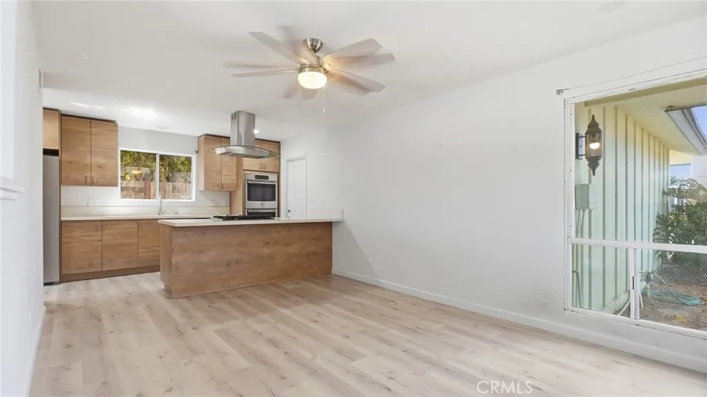 https://cdn.realtyfeed.com/cdn/127/307075882/1ae691ce69b79a951cd27e819969ff5b.webp