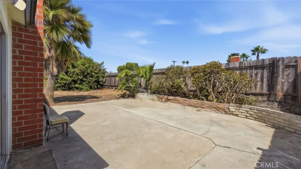 https://cdn.realtyfeed.com/cdn/127/307075882/52e0463337679c58977028a548d13b35.webp
