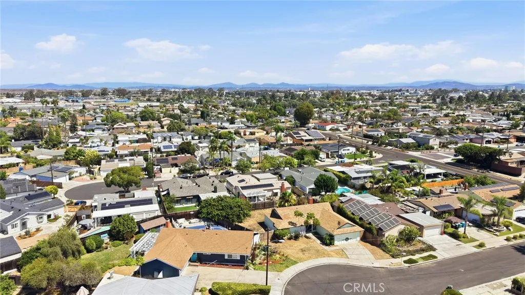 https://cdn.realtyfeed.com/cdn/127/307075882/66aa2a80ff503862e7872a1ac7ad42de.webp