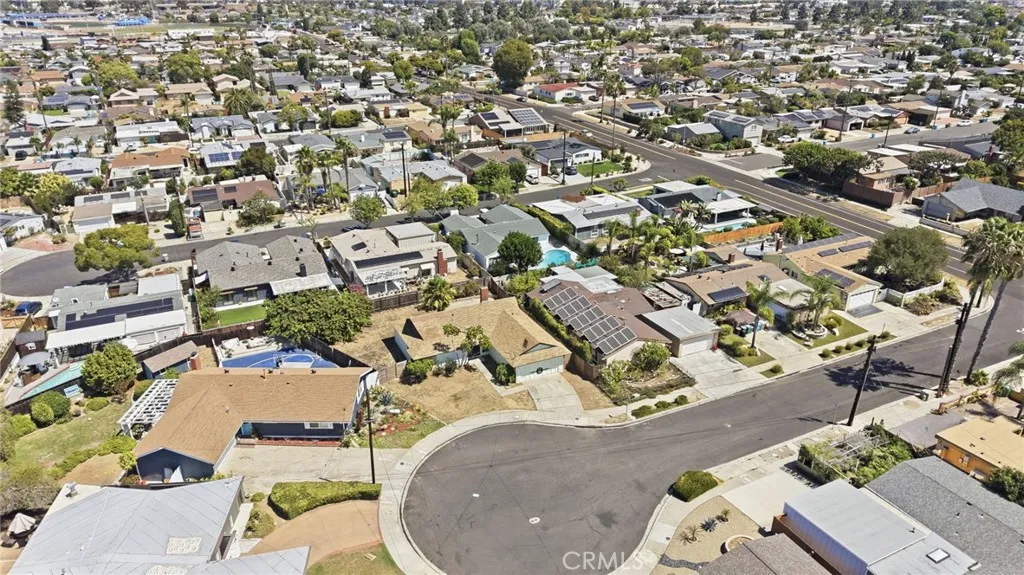 https://cdn.realtyfeed.com/cdn/127/307075882/890ae6aa9cfce975bb50c72586855400.webp