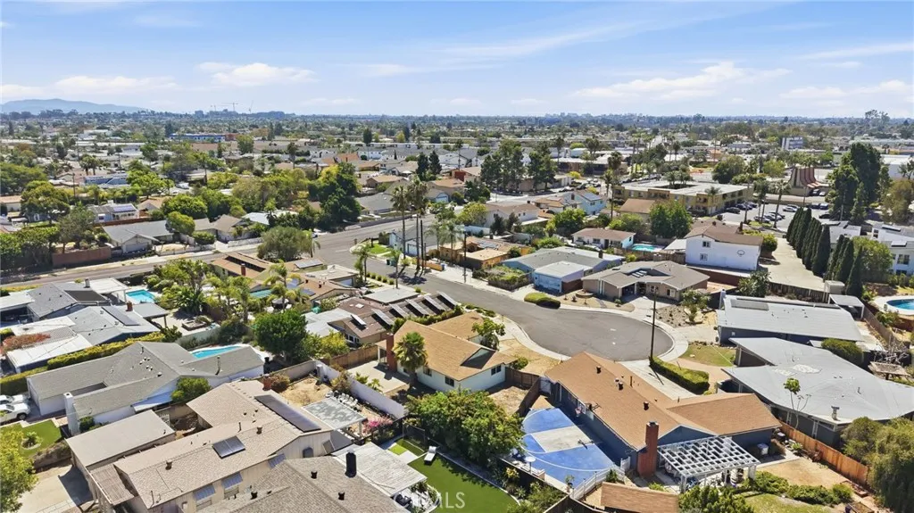 https://cdn.realtyfeed.com/cdn/127/307075882/a6dc6bcca8e276f670d60dc1d33c90f5.webp